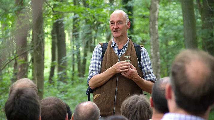 Hinaus in den Wald und dann? Waldpädagogische Fortbildung für Erwachsene, Teil 1/4