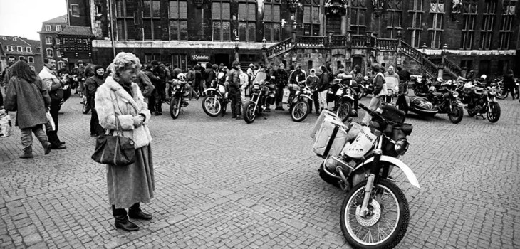 Achim Ferrari: 1980er, Motorrad vor Aachener Radhaus
